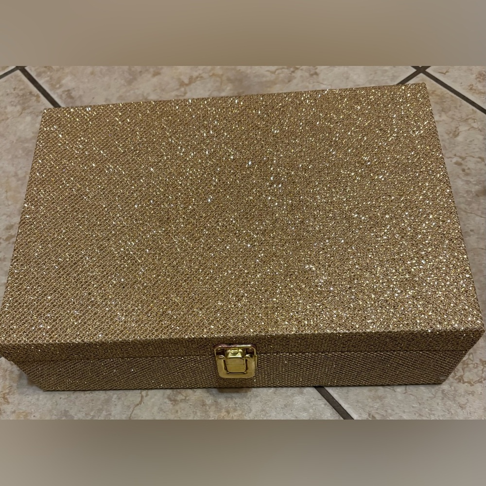 💛🌟🤩Jewelry Box🤩🌟💛 - Picture 12 of 12